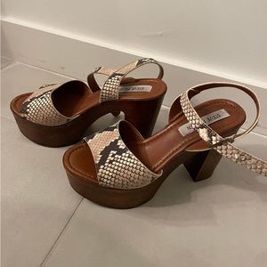 Steve Madden Lulla Platform Heel size 8